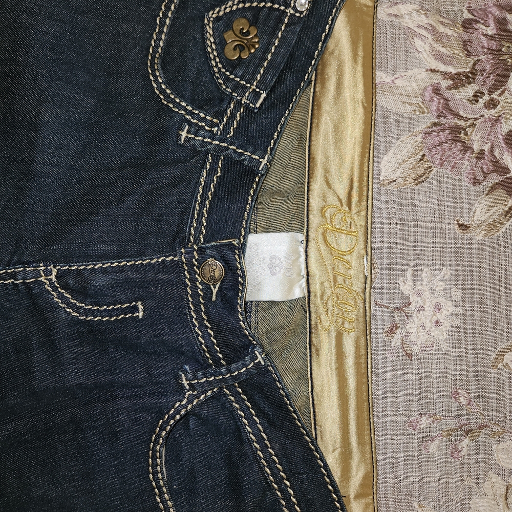 Dereon Jeans - image 2